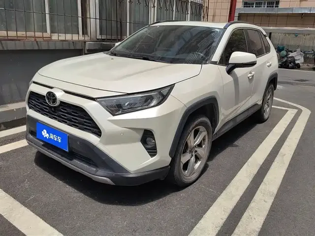 Toyota RAV4 Rongfang 2020 2.0L CVT 2WD Fashion PLUS