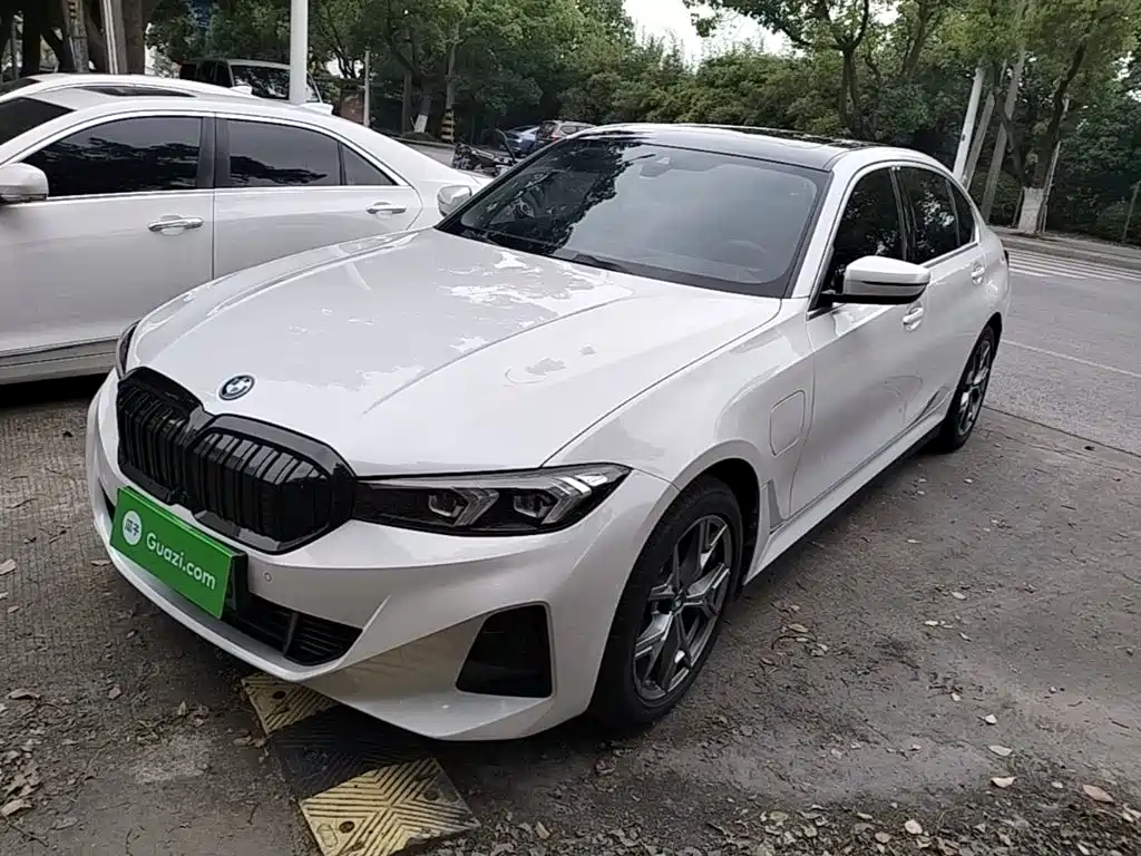 BMW i3 2022 eDrive 35 L