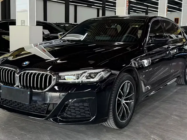 BMW 5 Series 2024 525Li M Sport Package