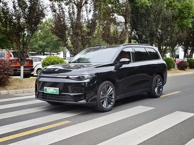 Leapmotor C16 2026 Model Year EREV 280 LiDAR Premium Edition 6-Seater