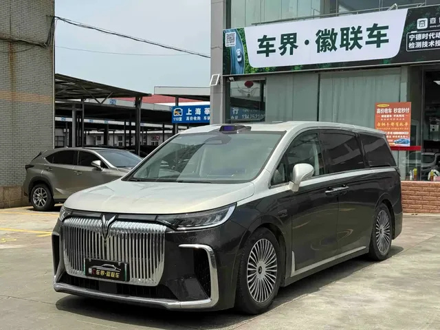 Voyah Auto Voyah Dreamer 2025 PHEV AWD Flagship Kunpeng Edition