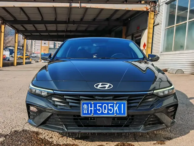 Hyundai Elantra 2023 1.5L CVT GLX Elite Edition