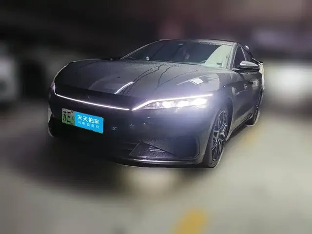 BYD Han 2025 DM-i 125KM Honor