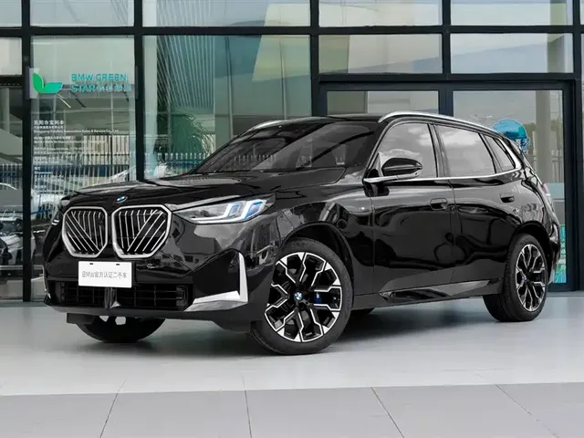 BMW X3 2026 xDrive30L Premium Trim M Sport Shadowline Package