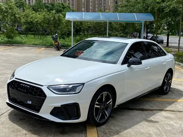 Audi A4L 2022 40 TFSI Luxury Dynamic