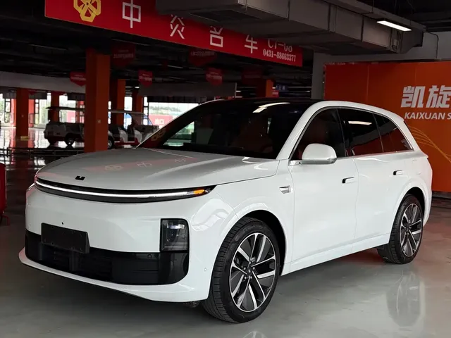 Li Auto L6 2024 Pro