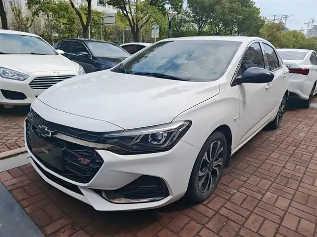 Chevrolet Monza 2019 RS 330T Auto Smooth Edition China VI