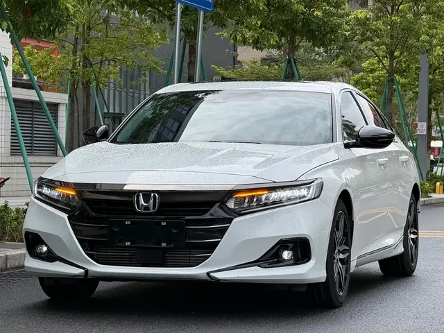 Honda Accord 2022 260TURBO Phantom Night Premium