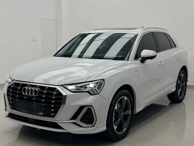 Audi Q3 2022 35 TFSI Fashion Dynamic