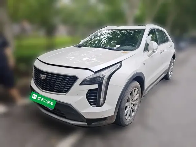 Cadillac XT4 2022 28T FWD Premium