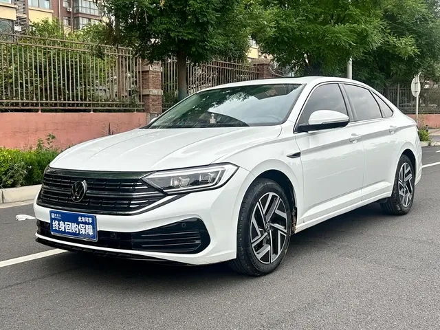 Volkswagen Sagitar 2023 300TSI DSG Surpassing Edition