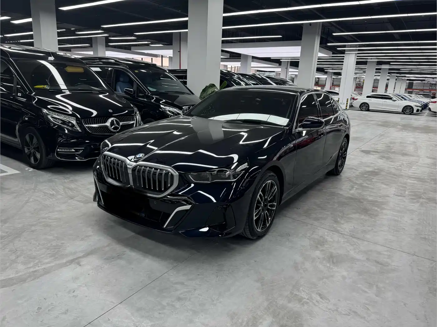 BMW 5 Series 2024 525Li M Sport Package