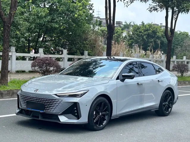 Changan UNI-V 2022 1.5T Premium Model