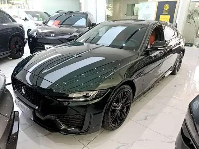 Jaguar XEL 2024 Model 2.0T 250PS R-DYNAMIC S Gloss Black Sport Edition