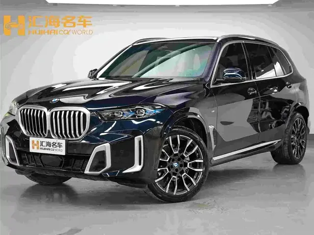 BMW X5 2023 xDrive 40Li M Sport Package