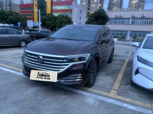 Volkswagen Viloran 2022 380TSI Premium Edition