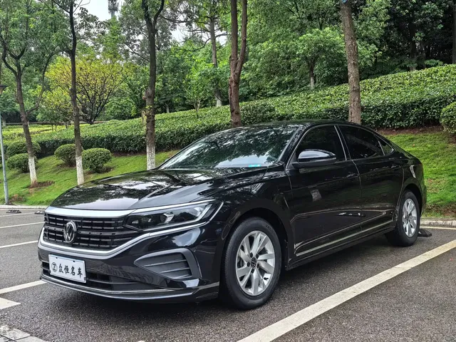 Volkswagen Passat 2023 Facelift 280TSI Business Edition