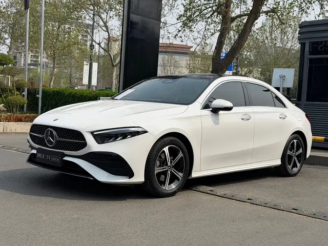 Mercedes-Benz A-Class 2023 A 200 L Fashion
