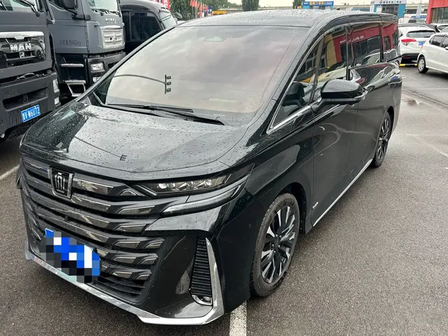 Toyota Vellfire 2024 Crown Hybrid 2.5L Executive Premium Edition