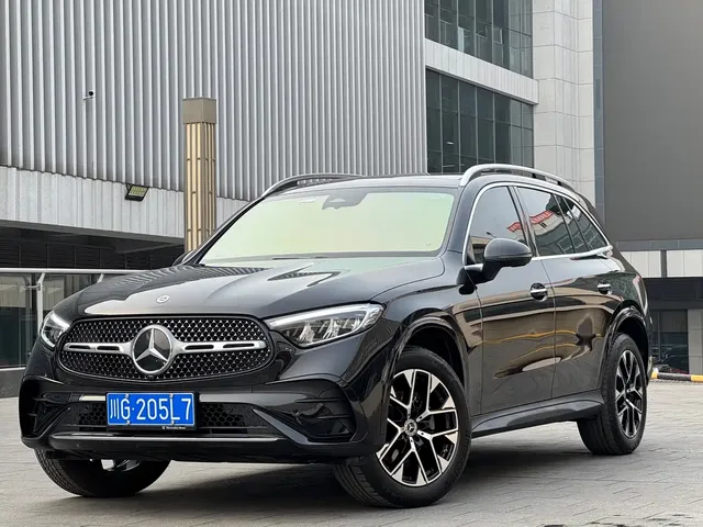 Mercedes-Benz GLC 2023 GLC 260 L 4MATIC Luxury 5-Seater