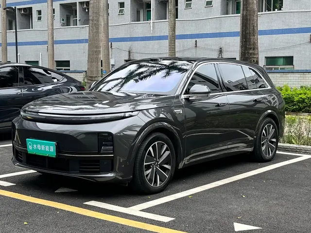 Li Auto L7 2025 Max Smart Renewal Edition