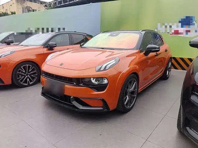 Lynk & Co 02 Hatchback 2021 2.0TD Halo