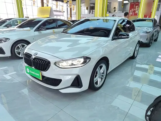BMW 1 Series 2021 120i M Sport Shadow Edition