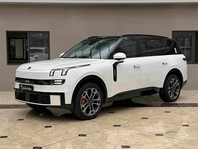 Lynk & Co 900 2025 2.0T Ultra