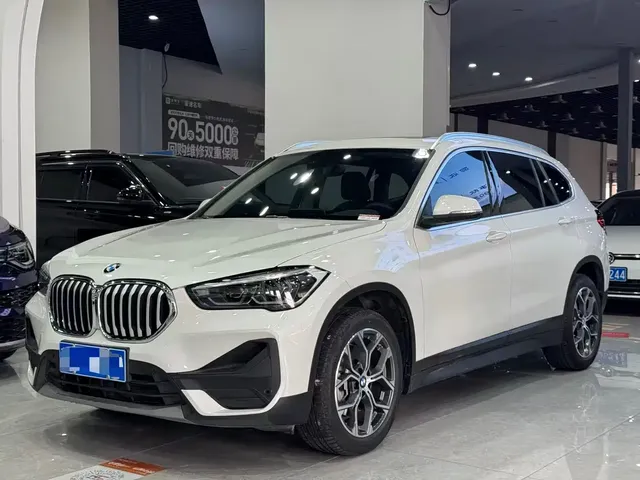 BMW X1 2022 sDrive25Li Leading
