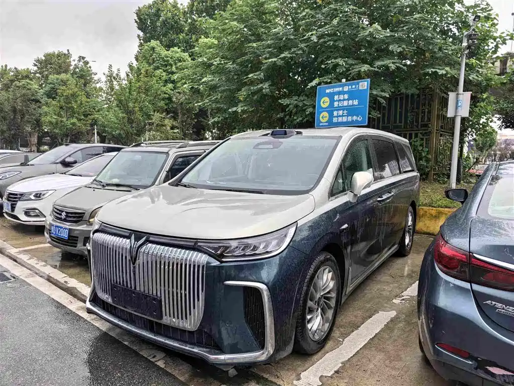 Voyah Auto Voyah Dreamer 2025 PHEV AWD Flagship Qian Kun Edition