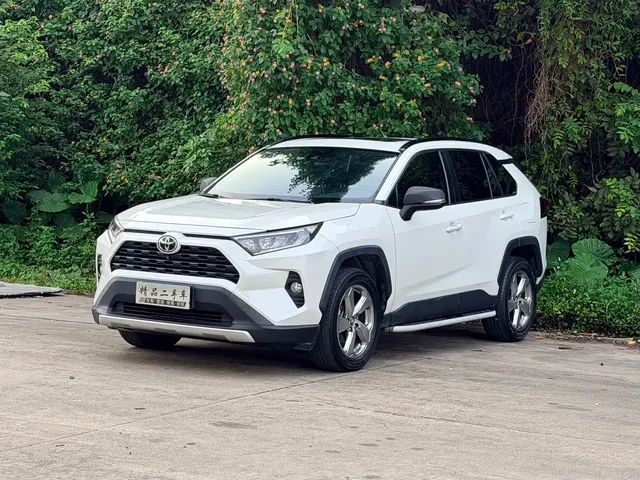 Toyota RAV4 Rongfang 2020 2.0L CVT 2WD Fashion PLUS