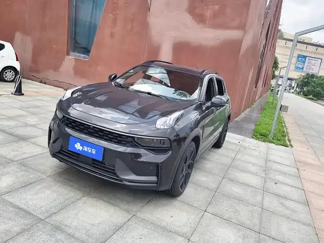 Lynk & Co 01 2021 2.0TD AWD Night Edition