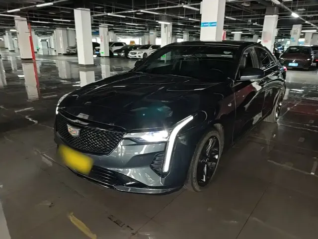 Cadillac CT4 2022 28T Luxury Model