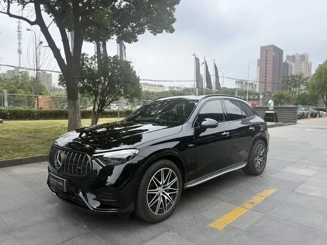 Mercedes-Benz GLC AMG 2025 AMG GLC 43 4MATIC