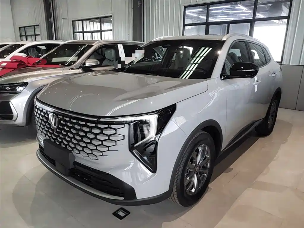 Changan CS55 PLUS 2025 1.5T Standard Edition