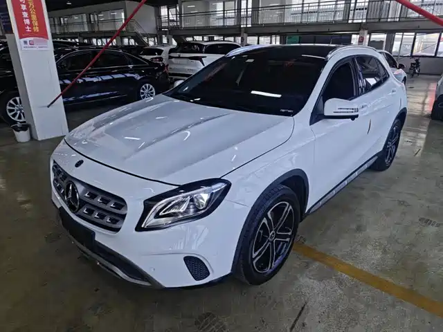 Mercedes-Benz GLA 2017 GLA 200 Dynamic