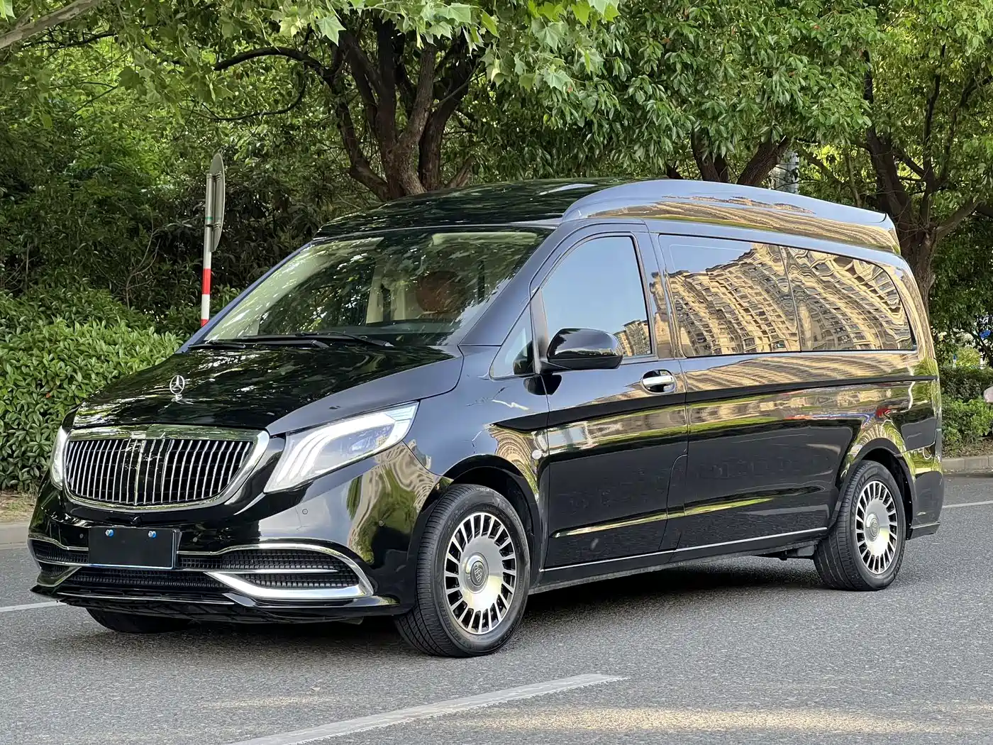 Mercedes-Benz Vito 2018 2.0T Elite Edition 7-Seater China V