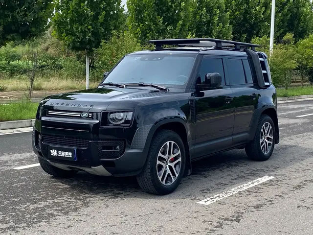 Land Rover Defender 2023 Facelift 110 3.0T P400 Dark Special Edition
