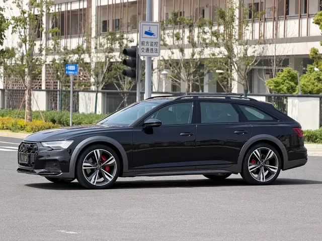 Audi A6 (Import) 2024 allroad quattro 55 TFSI Premium Off-road