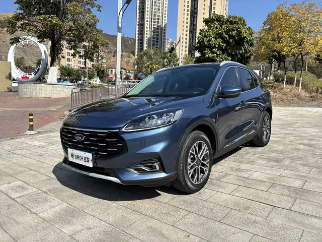 Ford Escape 2020 EcoBoost 245 2WD Premium Edition