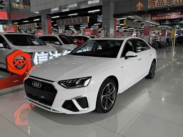 Audi A4L 2023 40 TFSI Fashion Dynamic