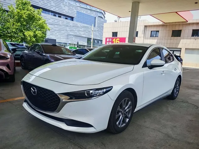 Mazda 3 Axela 2022 Mazda3 1.5L Manual Basic Edition