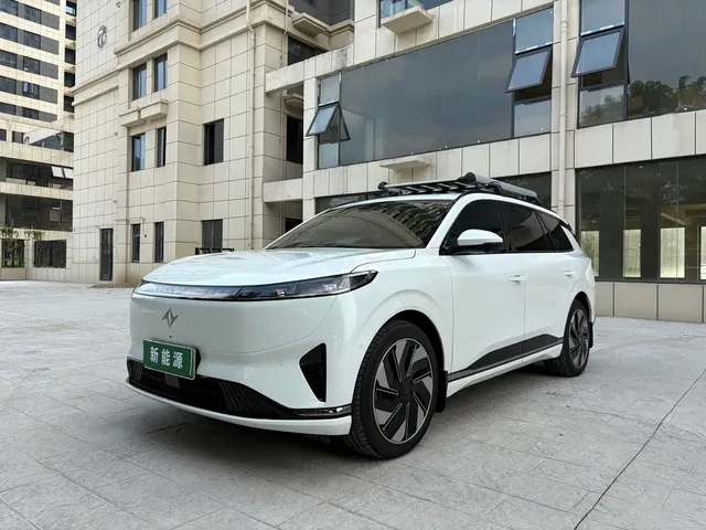 Dongfeng Yipai eπ008 2024 636Max Pure Electric 6-Seater