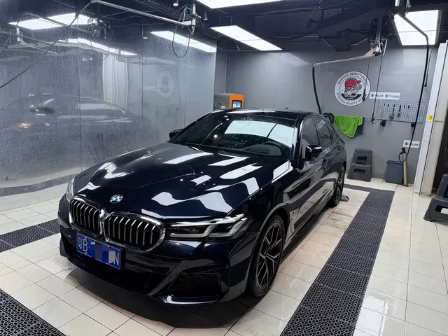 BMW 5 Series (Import) 2022 Facelift 540i Style Edition M Sport Package
