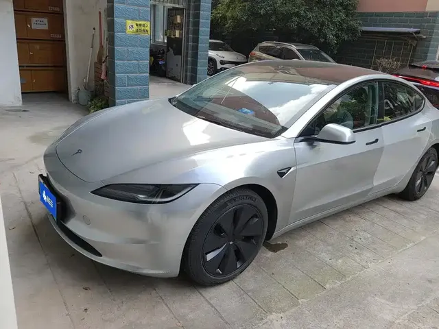 Tesla Model 3 2023 Rear-Wheel Drive