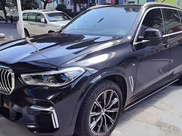 BMW X5 2022 Facelift xDrive 30Li Premium M Sport Package