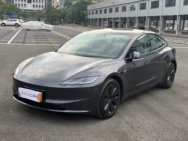 Tesla Model 3 2023 Long Range All-Wheel Drive