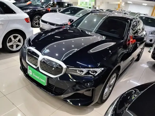 BMW i3 2022 eDrive 35 L