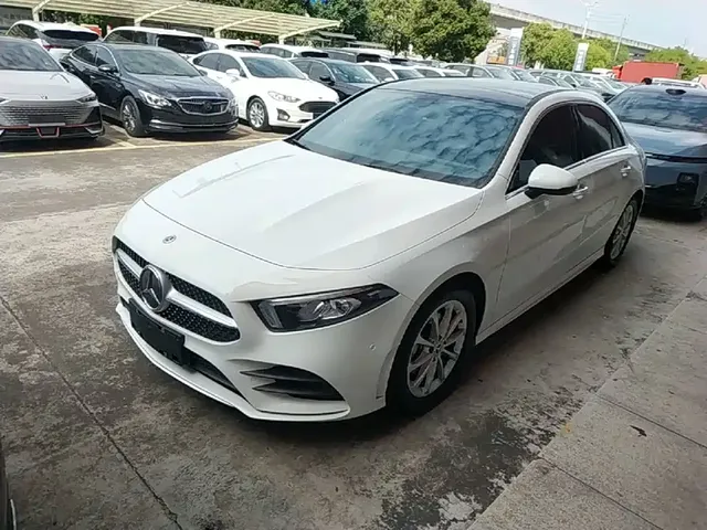 Mercedes-Benz A-Class 2022 Facelift A 200 L Sport Sedan Dynamic