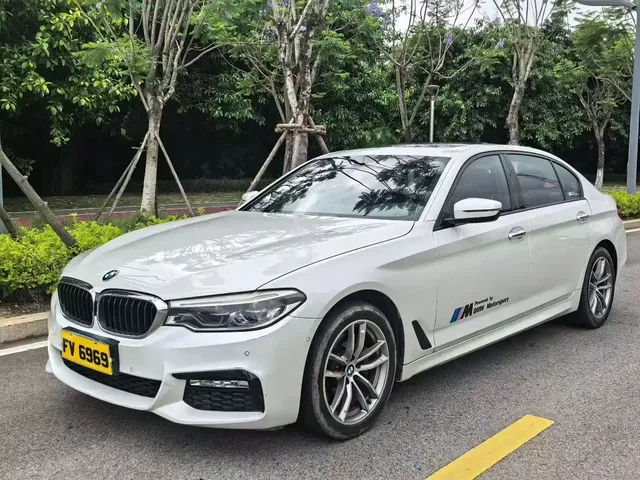 BMW 5 Series 2018 525Li M Sport Package